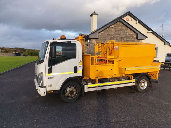 Hotbox Isuzu N75 150hp. Auto 7.5 ton Euro 6 - Main image