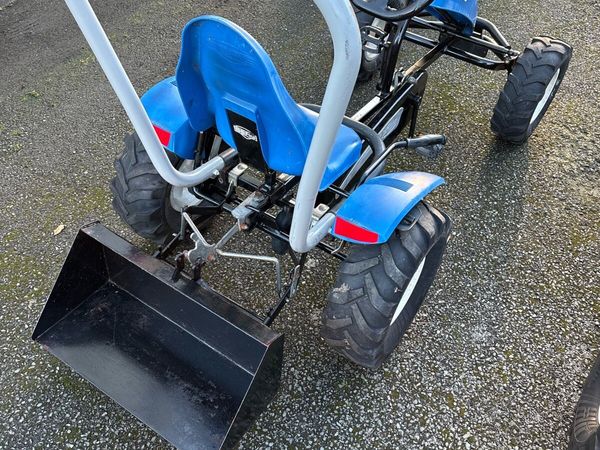 Berg New Holland Tractor Go Kart - Main image