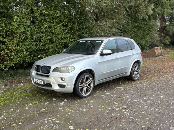 BMW E70 X5 BREAKING - Main image