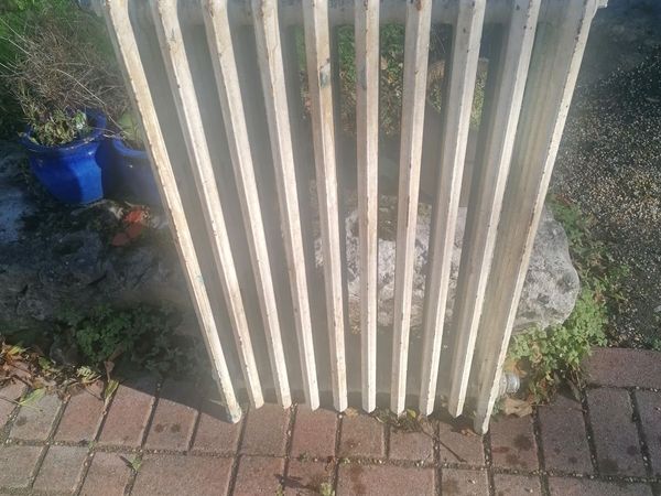 Cast iron radiator - Main image