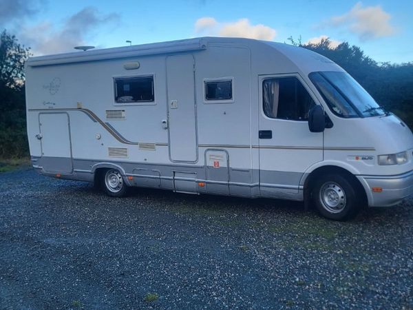 Camper - Main image