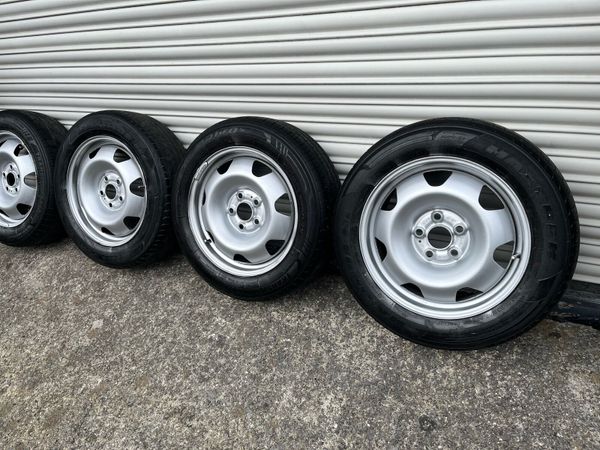 Vw transporter 17 inch wheels - Main image