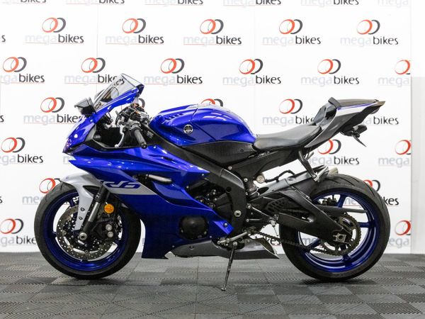 Yamaha R6 2022 - Main image