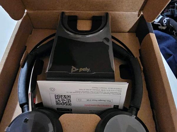 Poly Voyager Focus 2 Headset - Main image