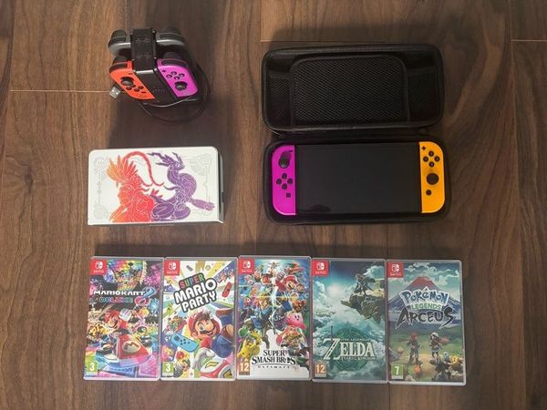 Nintendo Switch OLED - Main image