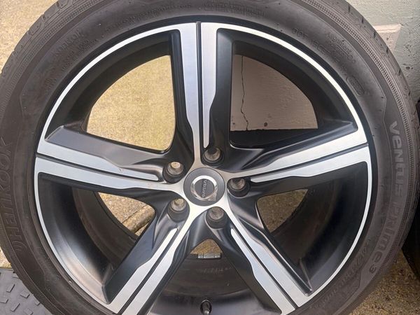 Volvo 19” alloy wheels - Main image