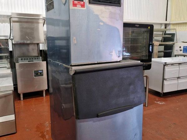 Hoshizaki 240kg Ice Machine - Main image
