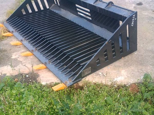 New Stone Rake / root  riddling bucket - Main image
