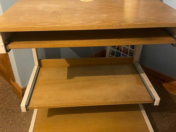 School desk - Main image