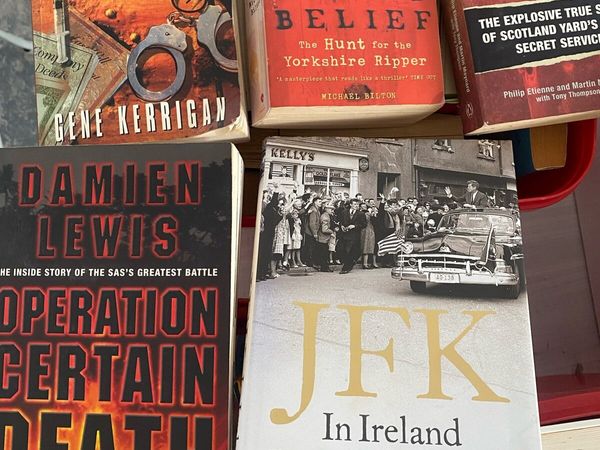 True crime book bundle - Main image