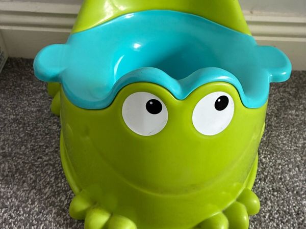 Potty frog - Main image