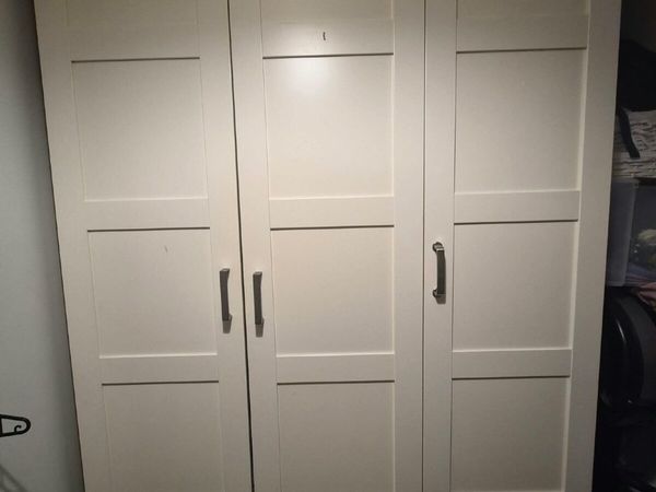 Double and single wardrobe - Main image
