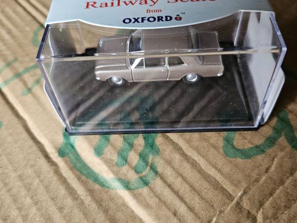 Corgi Oxford Ford Cortina - Main image