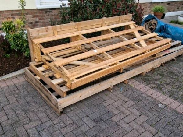 Wooden Pallets - FREE TO TAKE AWAY - Main image