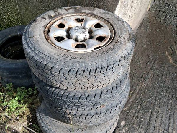 Toyota hilux wheels - Main image