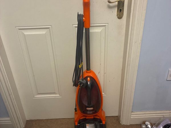 Carpet cleaner - Main image