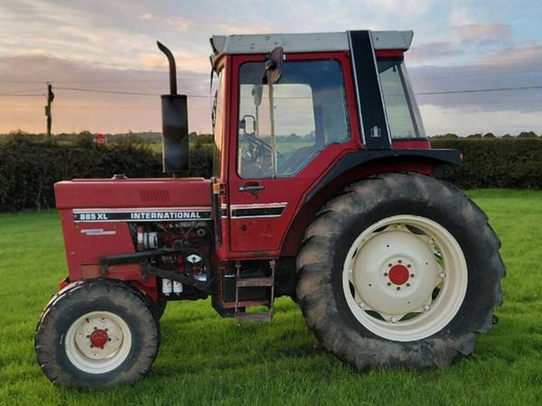 Tractor - Main image