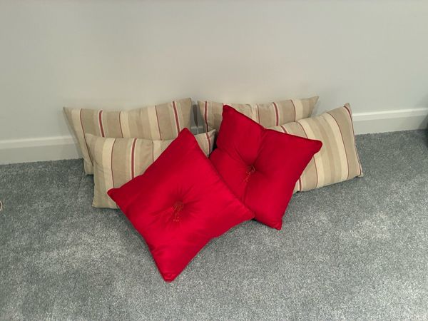 Cushions - Main image