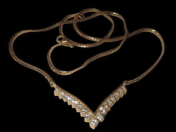 Pristine Vintage 18ct Gold Diamond Necklace - Main image