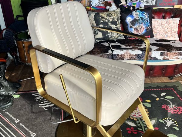 Barber chair - Main image