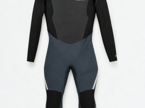 C-Skins 5/4/3mm Wetsuit (M) + 5mm Boots (UK 9) - Main image