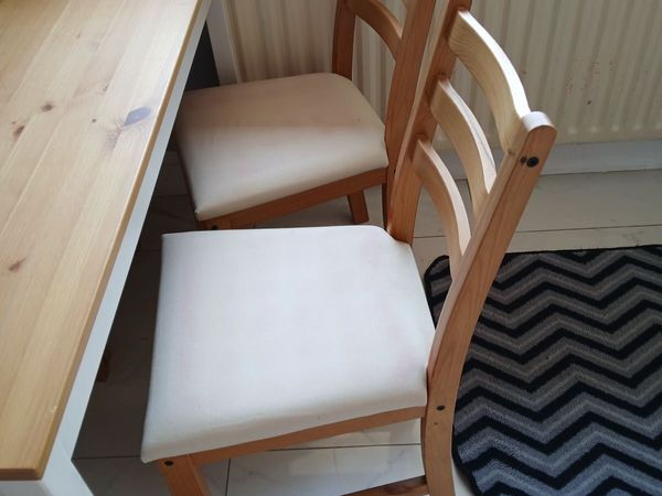Kitchen table & 4 chairs for sale in Cork for €150 on DoneDeal