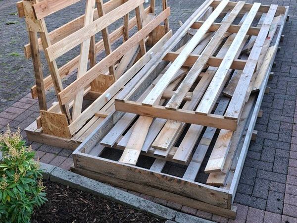 Wooden Pallets - FREE TO TAKE AWAY - Main image