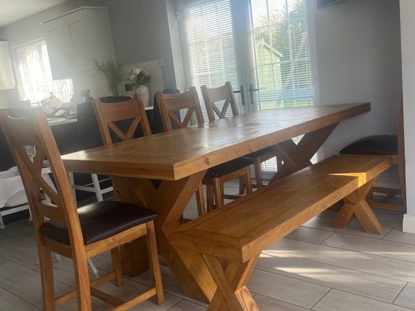 Table and chairs and bench - Main image