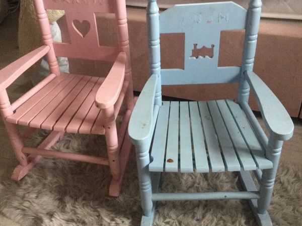 Pink and blue toddler rocking chairs - Main image