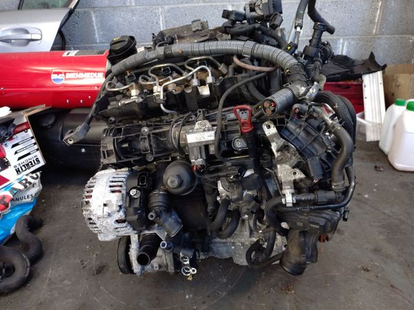 2.0  BMW/ Avensis engine, Injectors, all parts - Main image