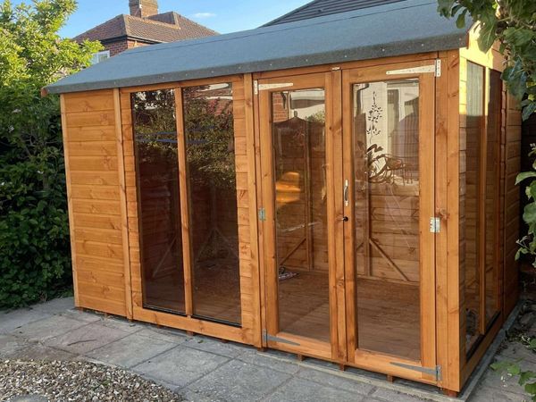 🌿 10x8 Deluxe Apex Summerhouse –in Stock - Main image