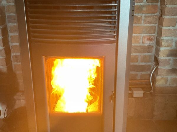 MCZ MUSA HYDROMATIC 24k pellet back boiler stove - Main image