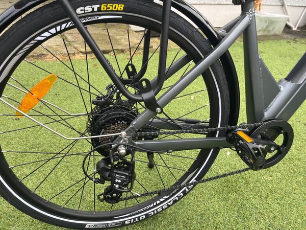Fafrees F28 Electric Bike – Barely Used - Main image