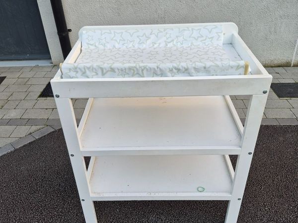 Baby changing unit (for free) - Main image