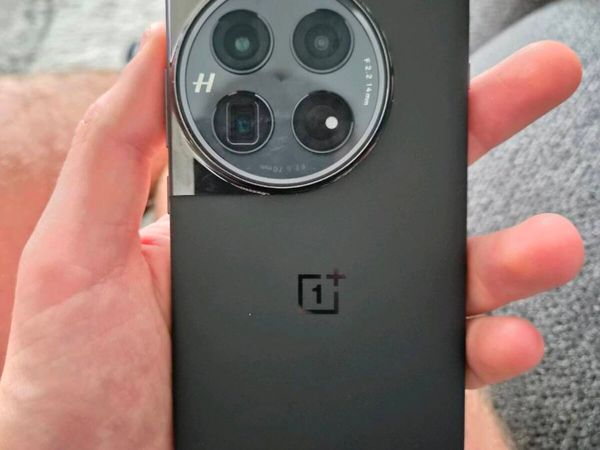Oneplus 12 - Main image