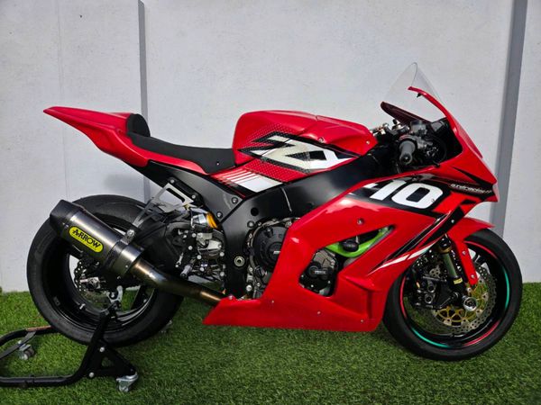 2015 Gen 4 ZX10R Track Bike - Main image