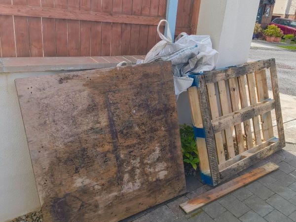 FREE 2 Pallets and 1 tonne bag - Main image