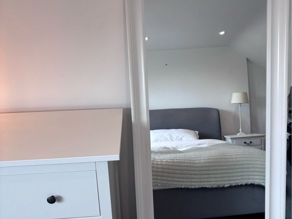 IKEA TOFTBYN Full-Length Mirror – White - Main image