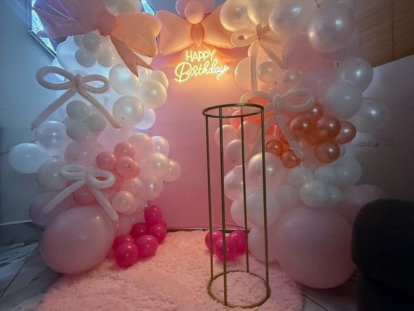 Event decor/ Balloon arches/ Flower walls - Main image