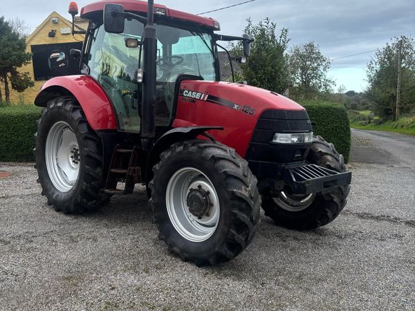 Case maxxum 125 - Main image