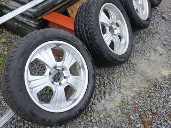6 stud 265/50R20 wheels x4 - Main image