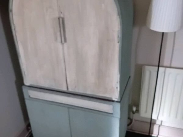 Vintage cupboard - Main image