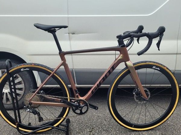 cyclocross bike deal - Main image