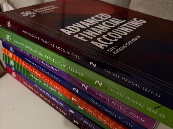 Accounting Technicians Manuals - Main image