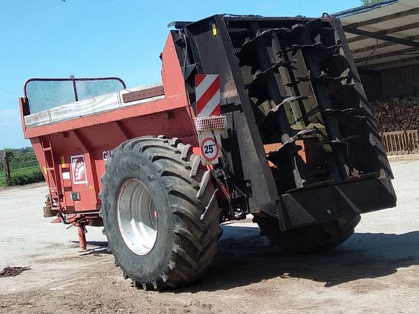REAR DISCHARGE DUNG SPREADER - Main image