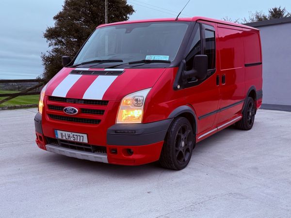 FORD TRANSIT SPORT - Main image