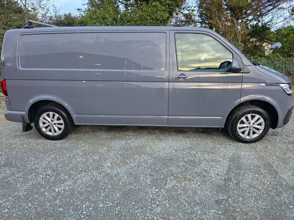 Volkswagen Transporter 2021 highline 150hp - Main image