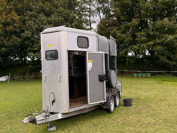 Ifor Williams Double Horse Trailer - Main image