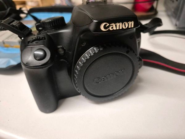 Canon EOS 1000D DSLR Camera Bundle - Main image