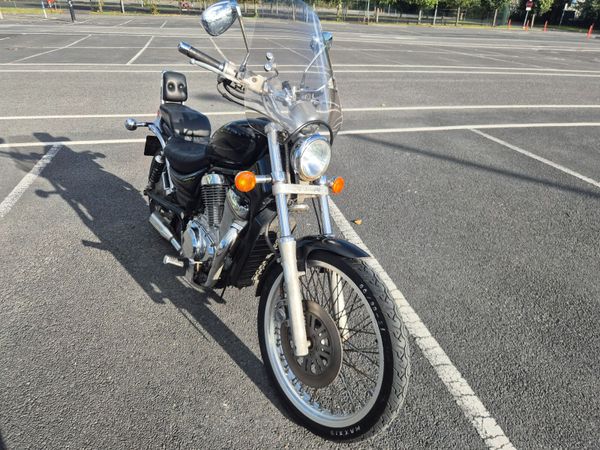 Suzuki Intruder 1995 - Main image